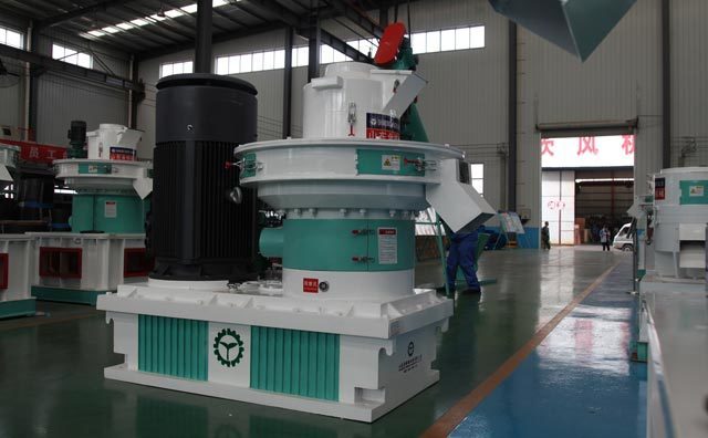 秸稈燃料顆粒機在工作中出現震動怎么辦？