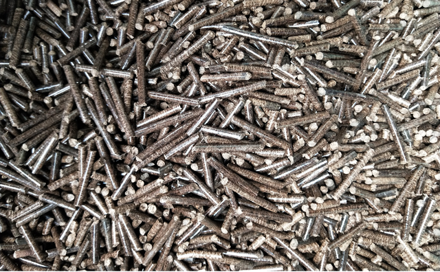 小型秸稈顆粒機加工的農作物秸稈成型顆粒 小型秸稈顆粒機加工的農作物秸稈成型顆粒