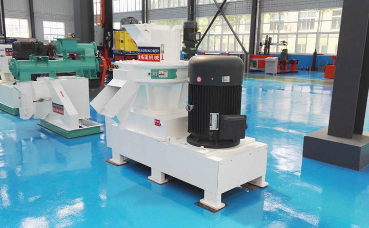 玉米秸稈顆粒機(jī)能清潔取暖 玉米秸稈顆粒機(jī)能清潔取暖