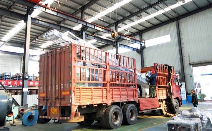 2臺660型號玉米秸稈顆粒機(jī)+生物質(zhì)取暖爐發(fā)往河南 2臺660型號玉米秸稈顆粒機(jī)+生物質(zhì)取暖爐發(fā)往河南